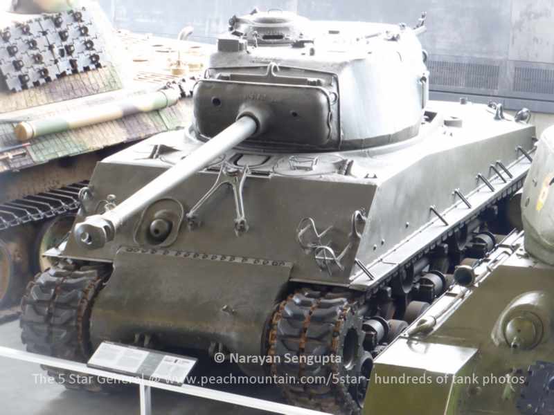 Sherman M4A2 76mm HVSS tank