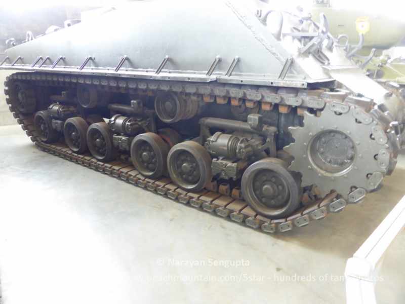 Sherman M4A2 76mm HVSS tank