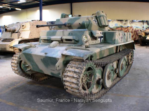 Musee des Blindes, Saumur - German World War II tanks
