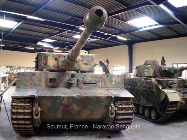 Tiger Tank, King Tiger Tank, Saumur